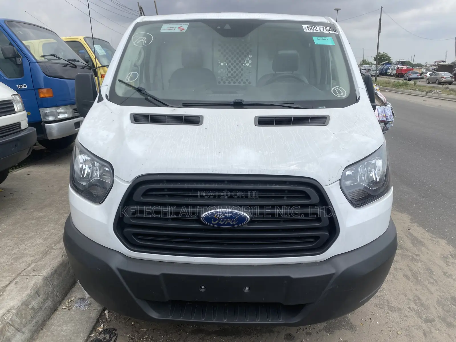 Ford E350 2019 White