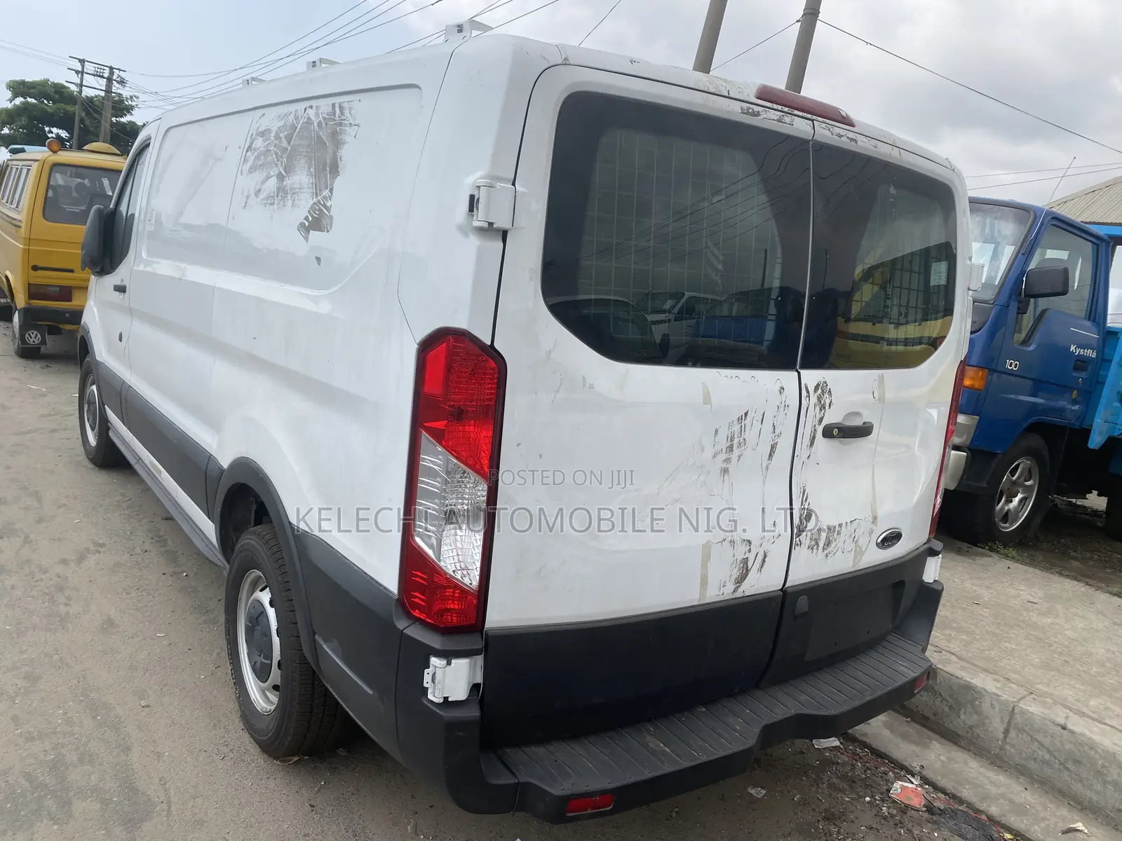 Ford E350 2019 White