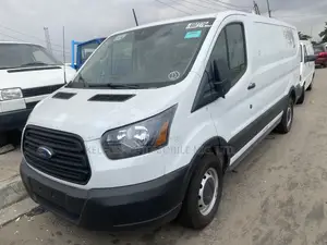 Ford E350 2019 White