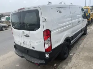 Ford E350 2019 White
