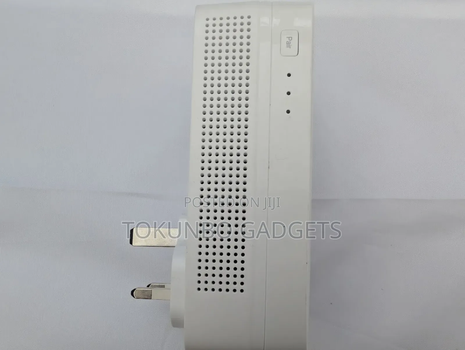 Tp-Link Av1200 Gigabit Mains Passthrough Powerline Kit
Wifi Extender