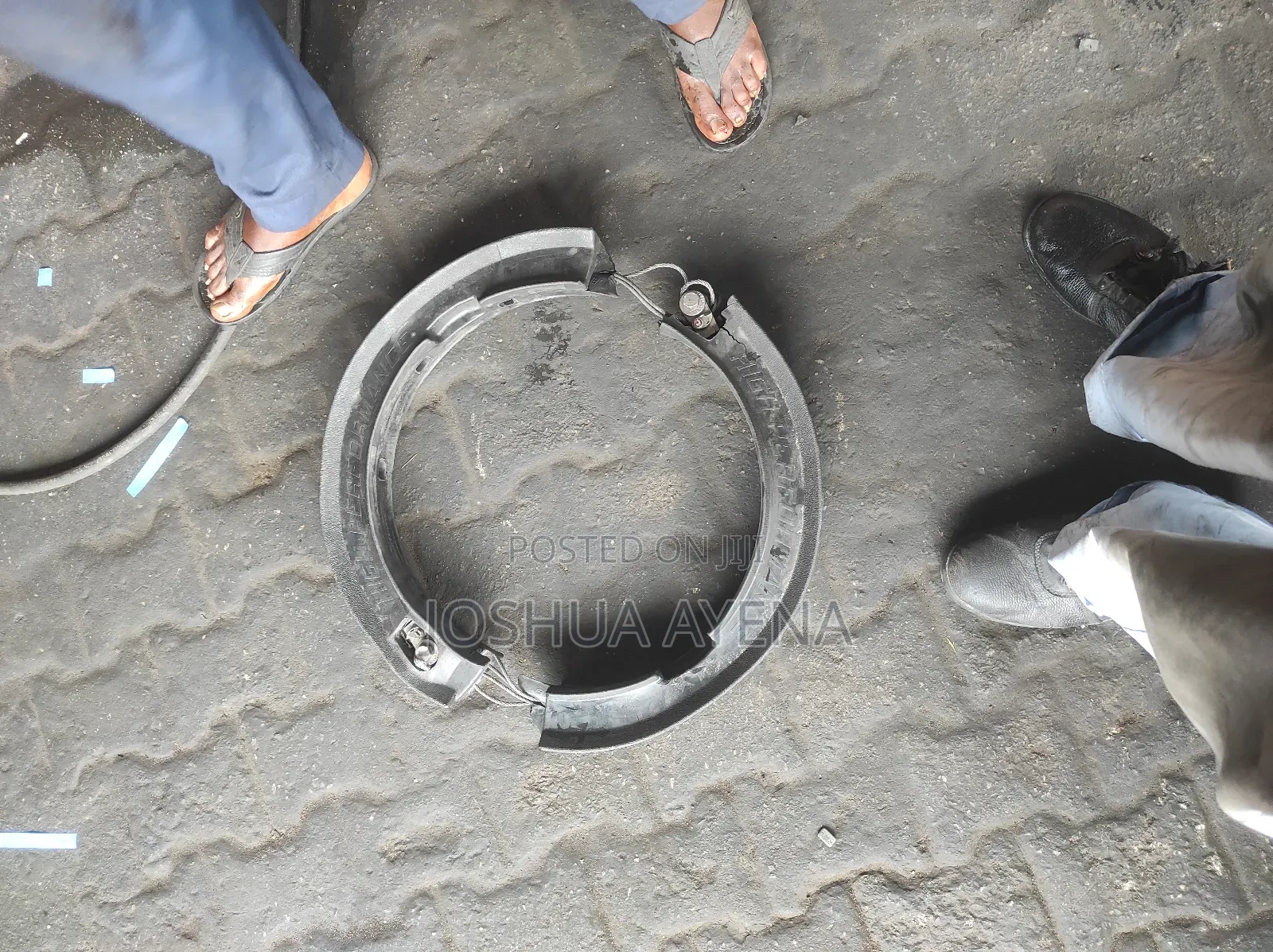 Bullet Proof Tires Device Fitting and Wheel Balancing