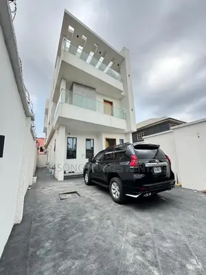 5bdrm Duplex in Lekki Phase 1 for rent