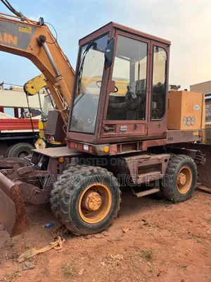 Case Tyre Excavator - Foreign Use