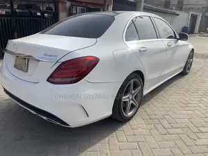 Mercedes-Benz C400 4Matic AWD Sedan (3.0L V6 7A) 2015 White