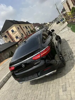 Mercedes-Benz GLE-Class 2017 Black
