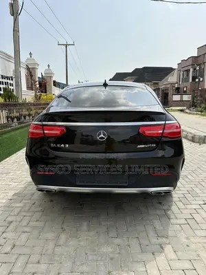 Mercedes-Benz GLE-Class 2017 Black