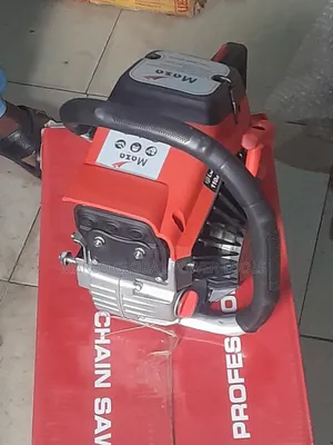 Max Power Chainsaw Machine Medium High Standard Petrol Engine