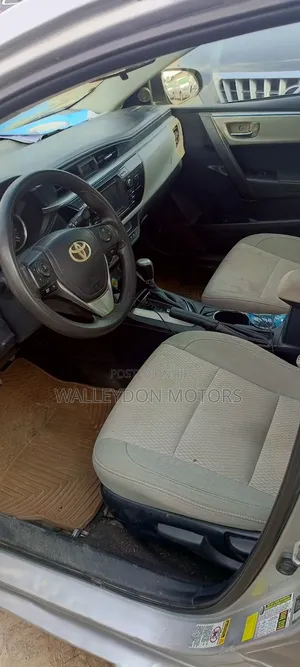 Toyota Corolla 2015 Silver