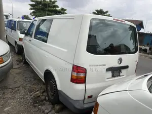 Volkswagen Transporter 2013 White