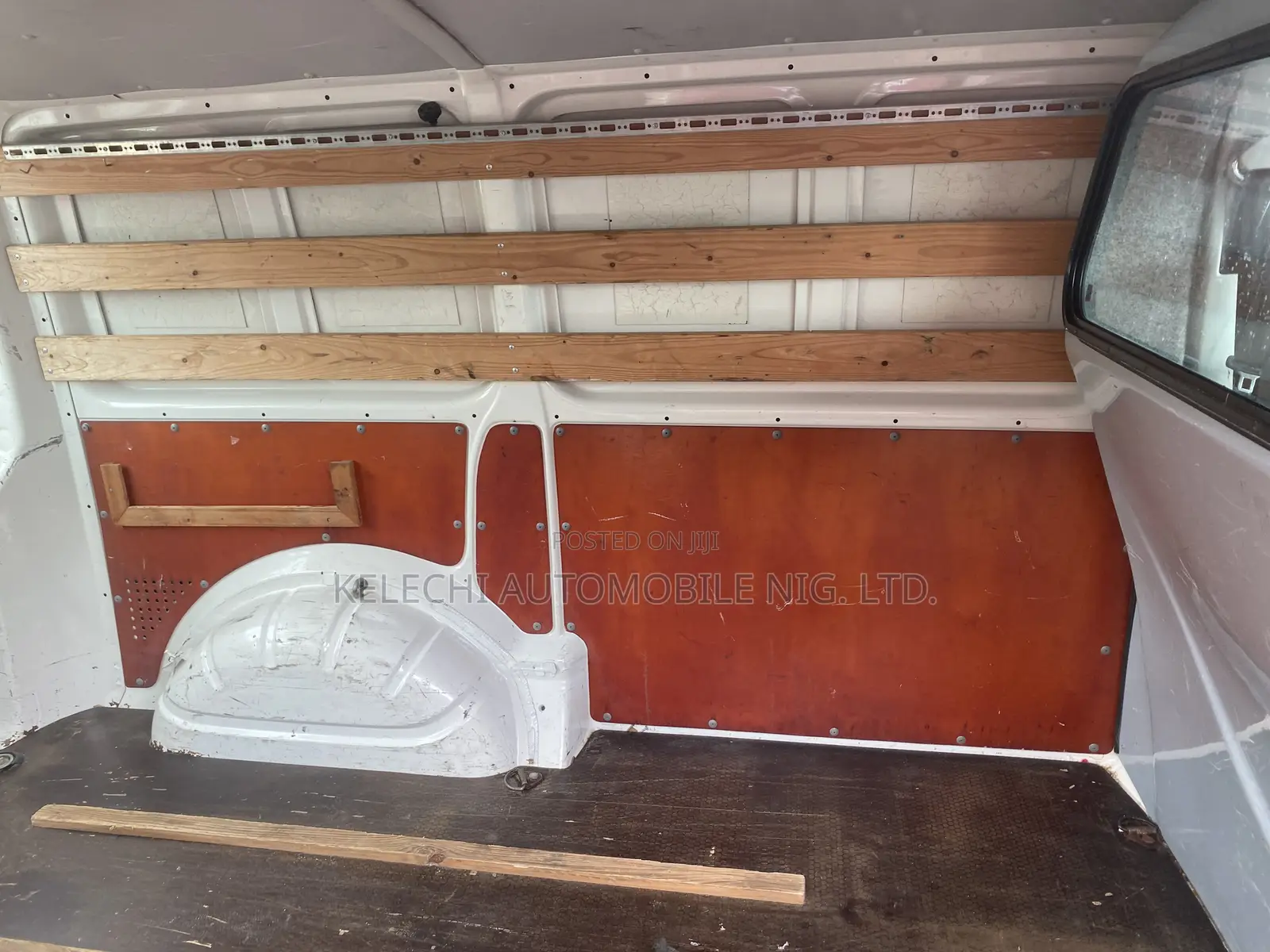 Volkswagen Transporter 2012 White