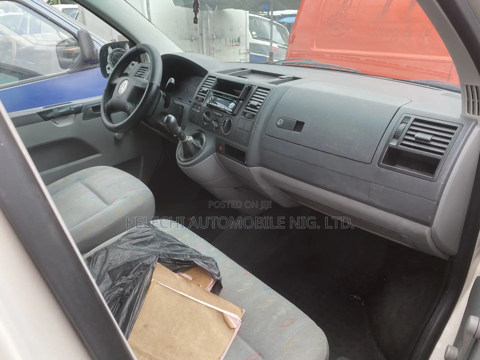 Volkswagen Transporter 2012 White