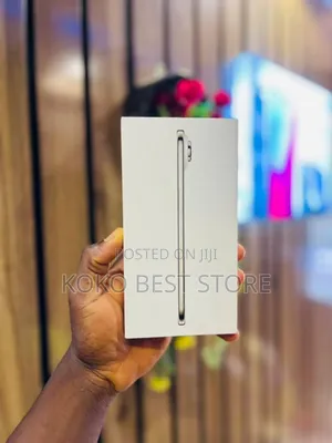 New Apple iPhone 17 256 GB Black