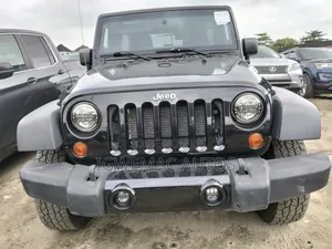 Jeep Wrangler Unlimited Sahara 2012 Black