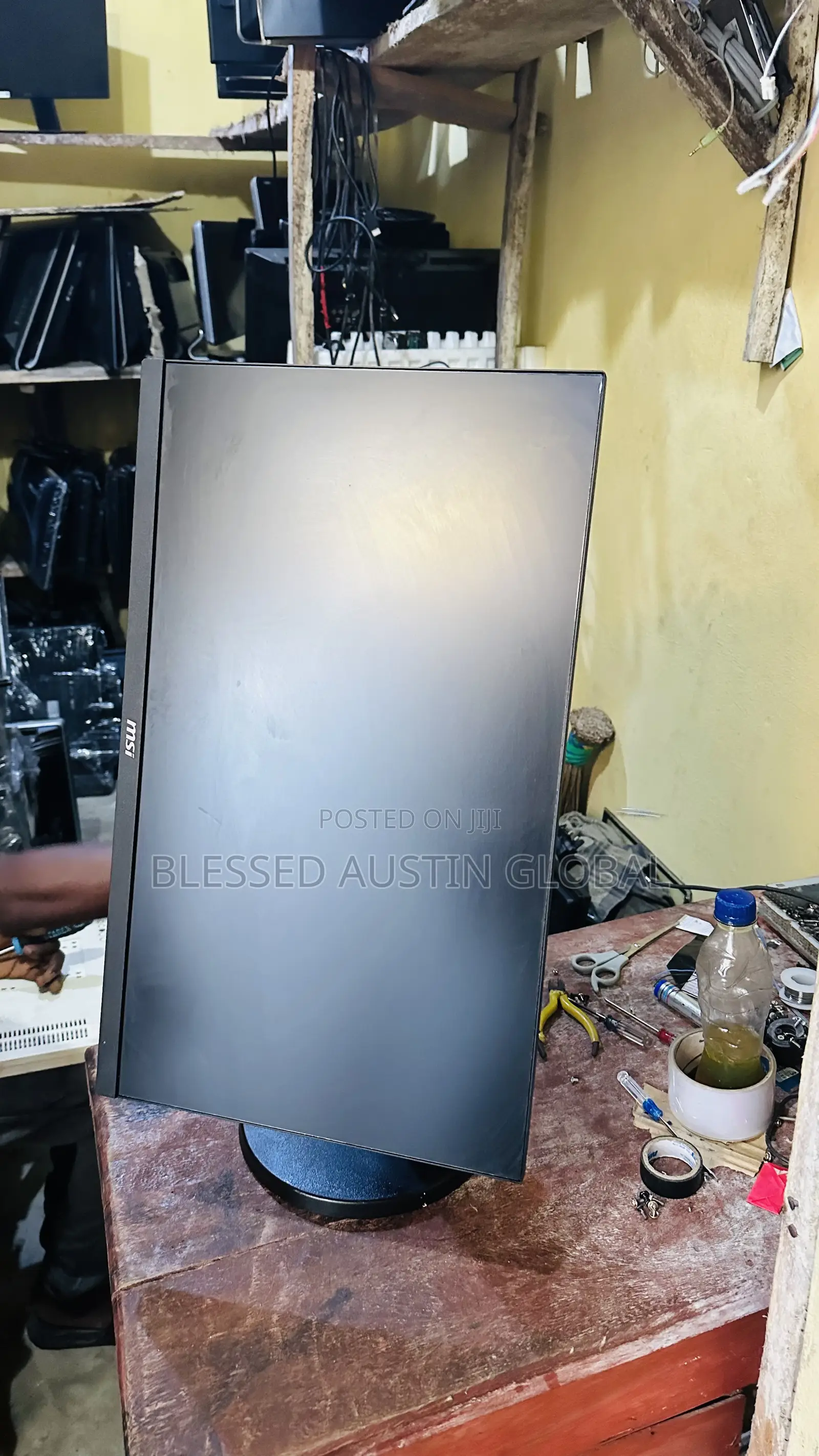 24 Inches Msi Frameless Monitor