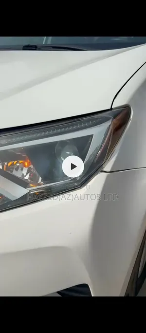Toyota RAV4 SE AWD (2.5L 4cyl 6A) 2016 White