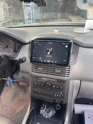 Honda Pilot 2000-2004 Multimedia Player