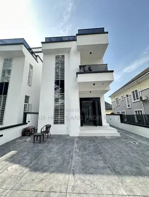 5bdrm Duplex in Well Secured And, Ikota for sale