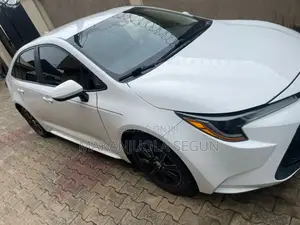 Toyota Corolla Cross 1.8 Petrol FWD 2021 White