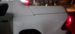 Carry Boy for Toyota Hilux