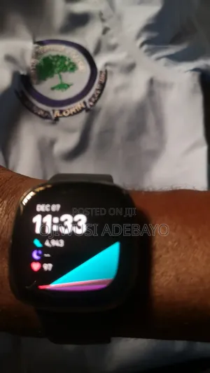 Fitbit Versa 4 Smart Watch
