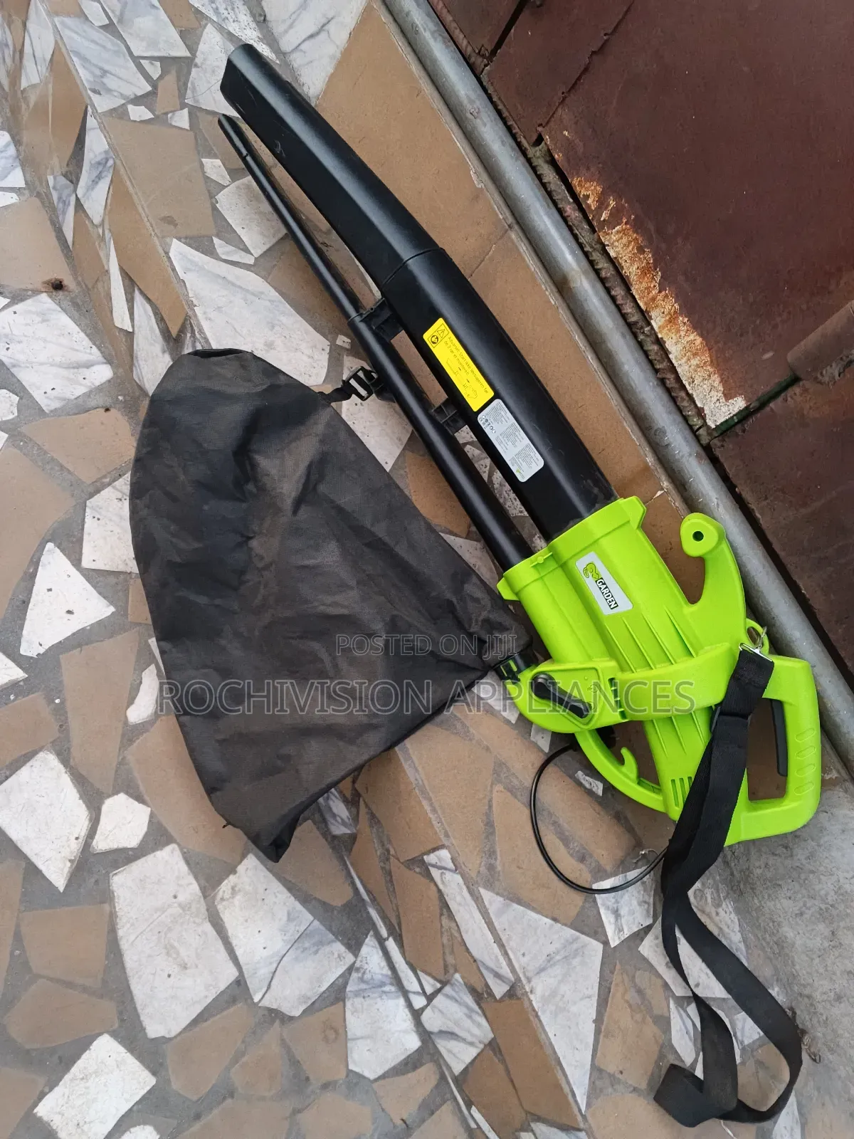 High Pressure Blower and Dust Sucker With Bag and Handle Leaf Blower