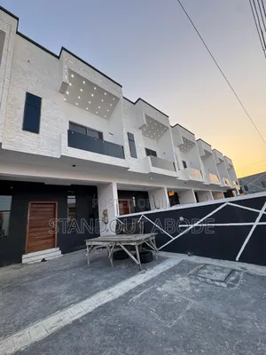 4bdrm Duplex in Located Inside An, Ikota for sale