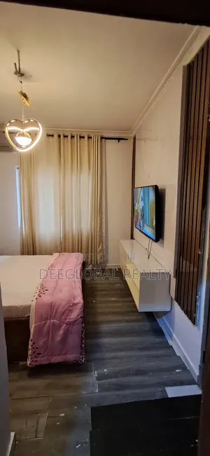 Furnished 1bdrm Shared Apartment in Canal West, Osapa london for rent
