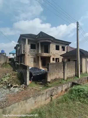 6bdrm Duplex in Valley View Estate, Alimosho for sale