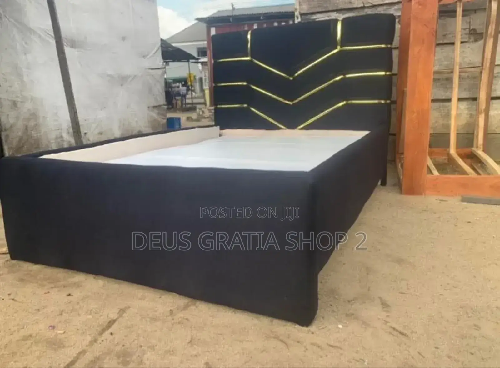 Bedframe With Pattern for Bedroom