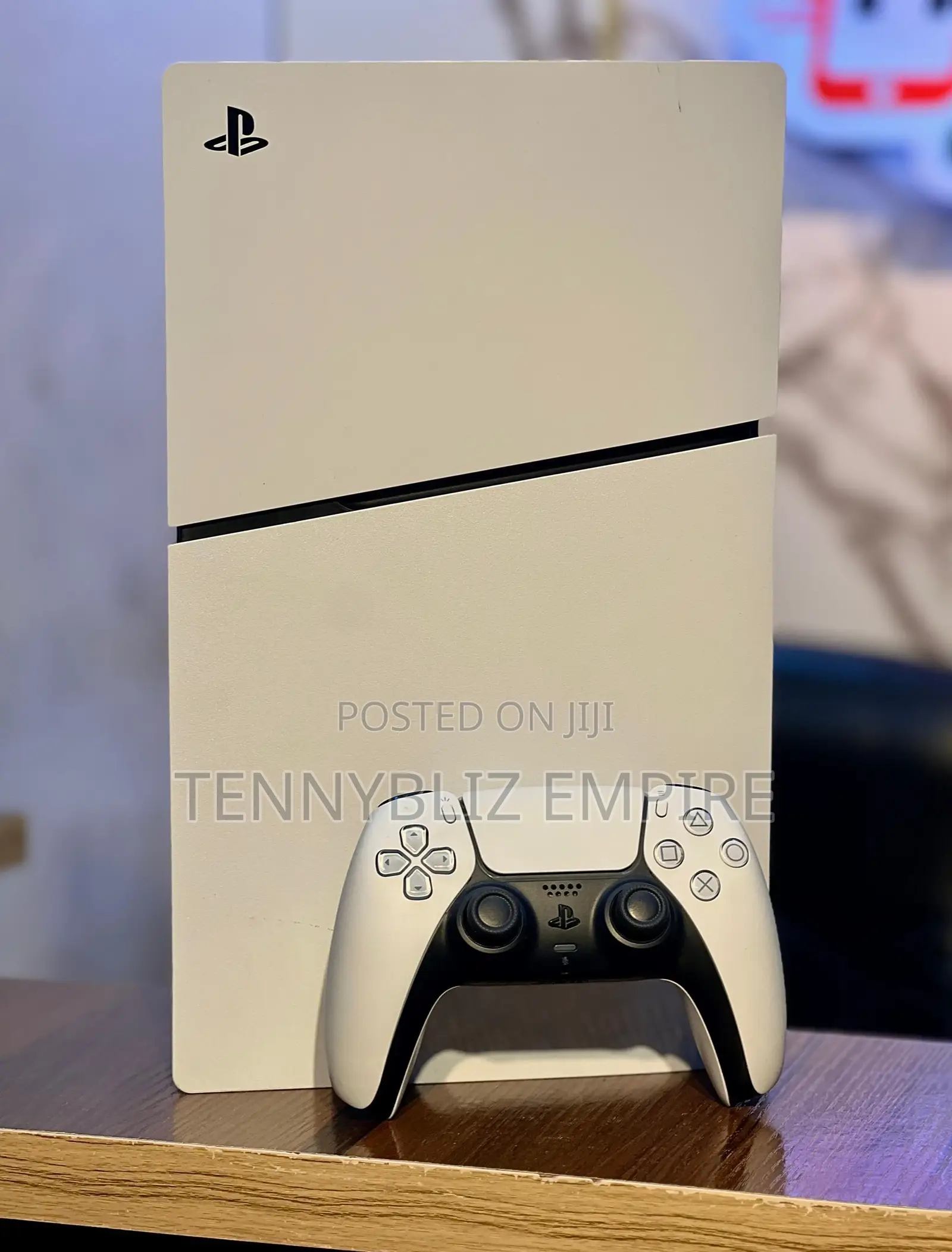 Perfectly Working Used 5 Slim — 2 Controllers, Games Online Access