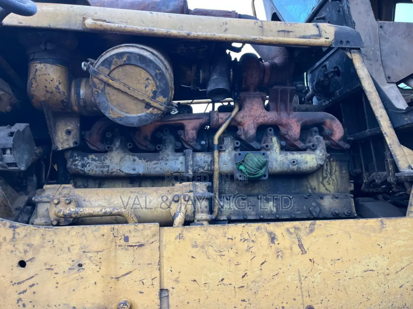 Cat Bulldozer D8k - Company Use