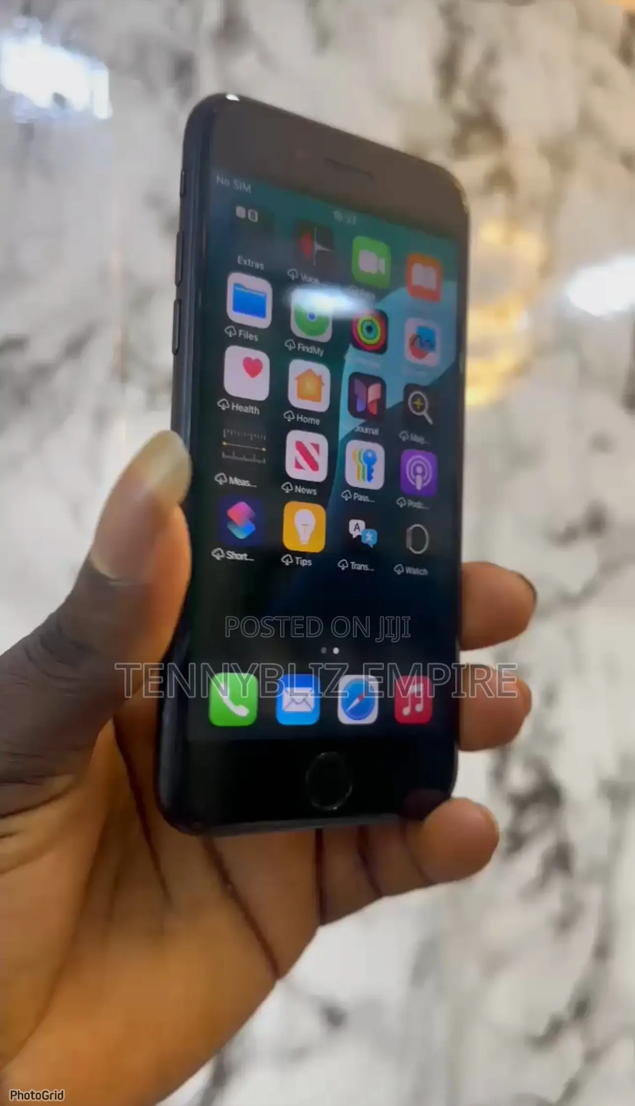 Apple iPhone SE (2020) 64 GB Black