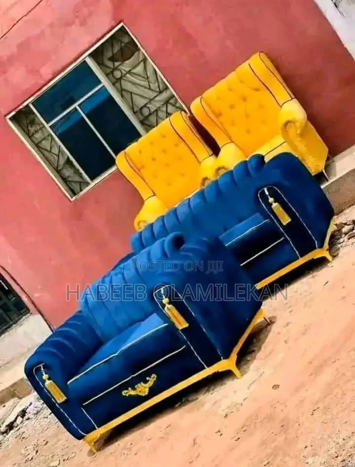 Good Full Set Of Couch