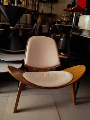 Luxury Relaxing Chair.