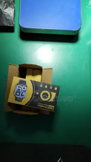 Smartwatch and Accessories