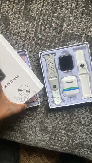 Smartwatch and Accessories