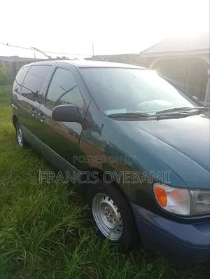 Bus/Sienna for Hire/Load Movements