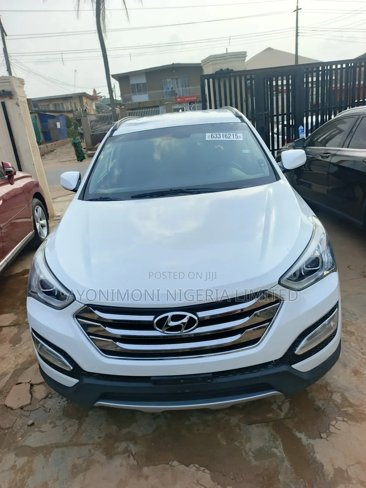 Hyundai Santa Fe 2013 White