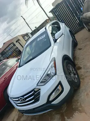 Hyundai Santa Fe 2013 White