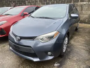 Toyota Corolla LE 4dr Sedan (1.8L 4cyl CVT) 2015 Gray