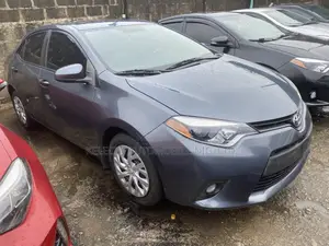 Toyota Corolla LE 4dr Sedan (1.8L 4cyl CVT) 2015 Gray