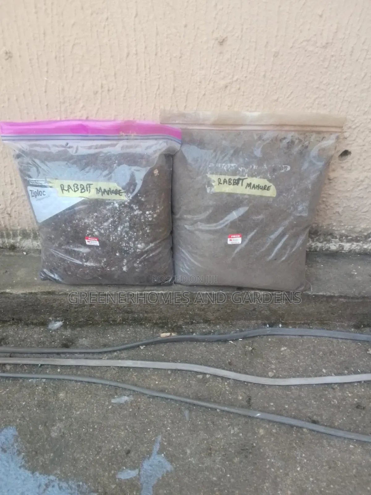 Organic Manure and Rabbit Manure