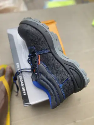 Durable Jungle Rider Safety Boot