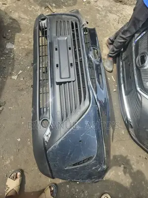 Venza 2020 Bumper