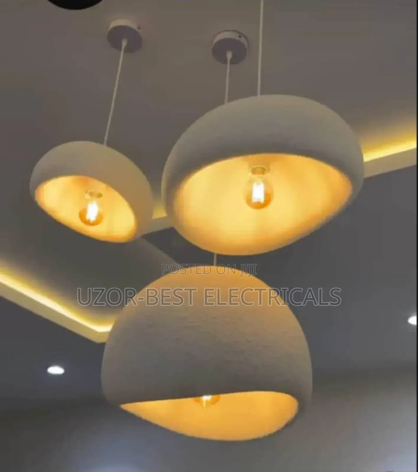 Fancy Dropping Chandelier Light