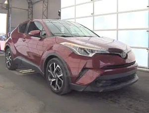 Toyota C-HR XLE FWD Sport Utility (2.0L 4cyl 2AM) 2018 Red