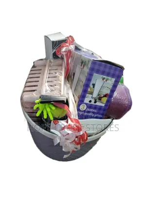 Christmas Gift Hamper T H S 005