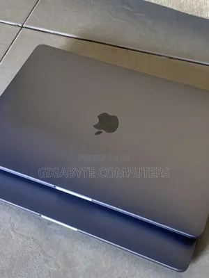Laptop Apple MacBook Pro 2021 M1 16GB Apple M1 SSD 256GB