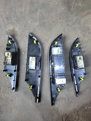Set of Power Button Hillux 2018